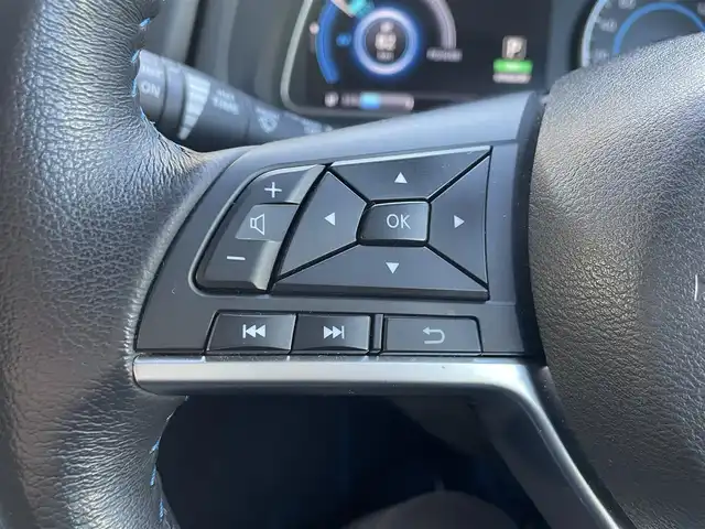 日産 リーフ X 10万台記念車 宮城県 2019(平31)年 4.8万km スーパーブラック 特別仕様車/ワンオーナー/純正メーカーナビ/CD/DVD/BT/フルセグTV/USB/AUX/バックカメラ/プロパイロット/ACC/衝突被害軽減システム/踏み間違い衝突防止アシスト/全席シートヒーター/ステアリングヒーター/eペダル/コーナーセンサー/純正16インチアルミ＆スタッドレス/純正17インチアルミ＆ノーマルタイヤ積込/充電ケーブル積込/スペアキー/保証書＆取扱説明書＆ナビ説明書