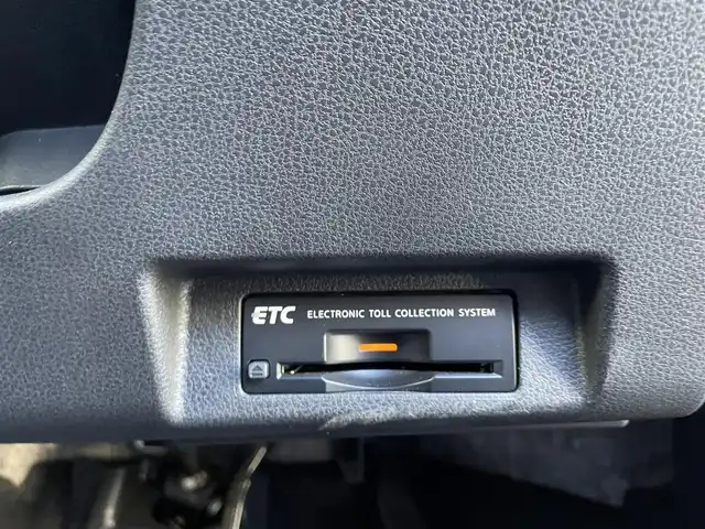 日産 リーフ X 10万台記念車 宮城県 2019(平31)年 4.8万km スーパーブラック 特別仕様車/ワンオーナー/純正メーカーナビ/CD/DVD/BT/フルセグTV/USB/AUX/バックカメラ/プロパイロット/ACC/衝突被害軽減システム/踏み間違い衝突防止アシスト/全席シートヒーター/ステアリングヒーター/eペダル/コーナーセンサー/純正16インチアルミ＆スタッドレス/純正17インチアルミ＆ノーマルタイヤ積込/充電ケーブル積込/スペアキー/保証書＆取扱説明書＆ナビ説明書