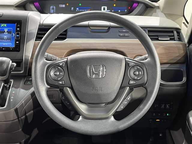 ホンダ フリード G ホンダセンシング 愛知県 2020(令2)年 1.8万km プレミアムクリスタルオレンジM 純正ナビ　/(Bluetooth/フルセグTV/AM・FM/CD・DVD再生）/両側電動スライドドア　/レーダークルーズコントロール　/衝突軽減ブレーキ　/１００Ｖ電源　/ビルトインＥＴＣ　/シートヒーター　/バックカメラ　/ドライブレコーダー　/レーンアシスト　/プッシュスタート　/後席サンバイザー/アイドリングストップ