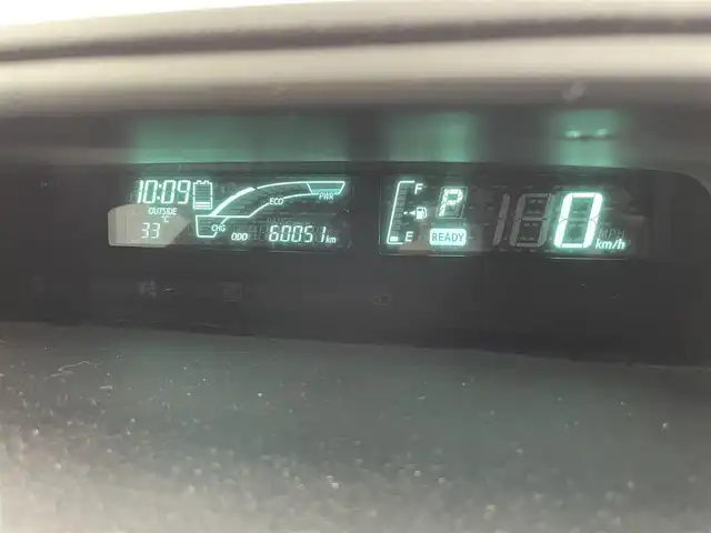 トヨタ アクア G 富山県 2013(平25)年 6万km ライムホワイトパールクリスタルシャイン 純正メモリナビ（NSCP-W62）/ワンセグ/Bluetooth/CD/バックカメラ/ETC/プッシュスタート/スマートキー×２/ウインカーミラー/革巻きステアリング/ステアリングスイッチ/ウインカーミラー/バニティミラー/ヘッドライトレベライザー/純正フロアマット/ドアバイザー