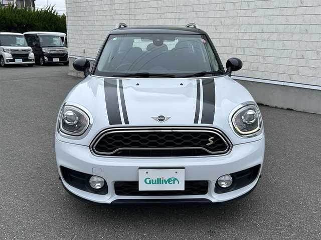 ＭＩＮＩ ミニ クロスオーバー クーパー S E オール4 山形県 2018(平30)年 6.1万km 白Ⅱ 4WD/純正ナビ/FM/AM/AUX/USB/Bluetooth/ターボ/インテリジェントセーフティ/アクティブクルーズコントロール/前席シートヒーター/電動パーキングブレーキ/クリアランスソナー/横ブレ防止装置/電動リアゲート/ドライビングモードスイッチ/LEDライト/フォグランプ/スマートキー