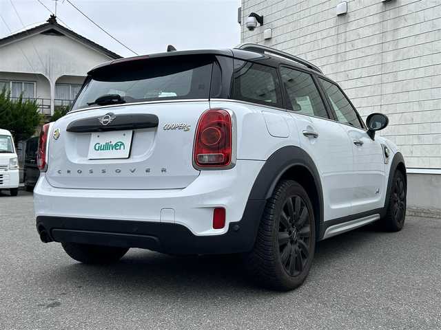 ＭＩＮＩ ミニ クロスオーバー クーパー S E オール4 山形県 2018(平30)年 6.1万km 白Ⅱ 4WD/純正ナビ/FM/AM/AUX/USB/Bluetooth/ターボ/インテリジェントセーフティ/アクティブクルーズコントロール/前席シートヒーター/電動パーキングブレーキ/クリアランスソナー/横ブレ防止装置/電動リアゲート/ドライビングモードスイッチ/LEDライト/フォグランプ/スマートキー