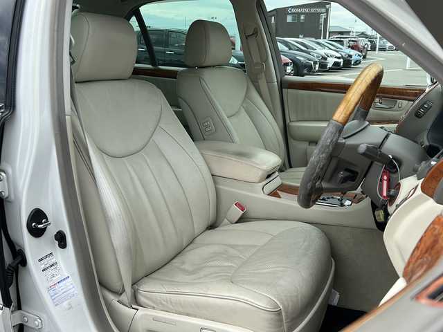 トヨタ セルシオ Cタイプ 徳島県 2003(平15)年 15.2万km シルキーホワイトパールクリスタルシャイン C仕様/サンルーフ/本革シート/クルーズコントロール/純正ナビ/（ワンセグTV/CD/HDD）/バックカメラ/パワーシート（D+N席）/D席メモリアルシート/シートヒーター（D+N席）/シートベンチレーション（D+N席）/電動サンシェード/HIDヘッドライト/フォグライト/ETC/純正17AW/純正フロアマット/リモコンキー