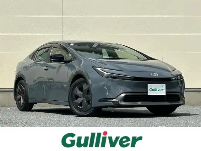 トヨタ プリウス U 茨城県 2023(令5)年 3.4万km グレー 純正ナビ/フルセグTV/Bluetooth接続/全方位カメラ/前後ドライブレコーダー/レーダークルーズコントロール/ビルトインETC/100V充電/LEDヘッドライト/BSM/セカンダリーコリジョンブレーキ/後方接近警報