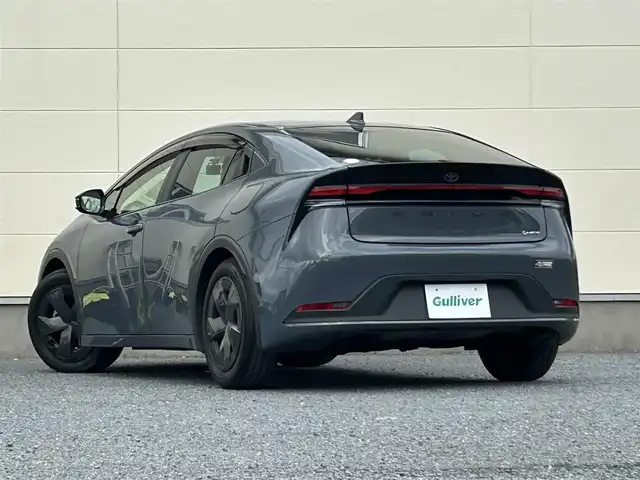 トヨタ プリウス U 茨城県 2023(令5)年 3.4万km グレー 純正ナビ/フルセグTV/Bluetooth接続/全方位カメラ/前後ドライブレコーダー/レーダークルーズコントロール/ビルトインETC/100V充電/LEDヘッドライト/BSM/セカンダリーコリジョンブレーキ/後方接近警報