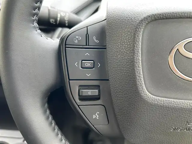 トヨタ プリウス U 茨城県 2023(令5)年 3.4万km グレー 純正ナビ/フルセグTV/Bluetooth接続/全方位カメラ/前後ドライブレコーダー/レーダークルーズコントロール/ビルトインETC/100V充電/LEDヘッドライト/BSM/セカンダリーコリジョンブレーキ/後方接近警報