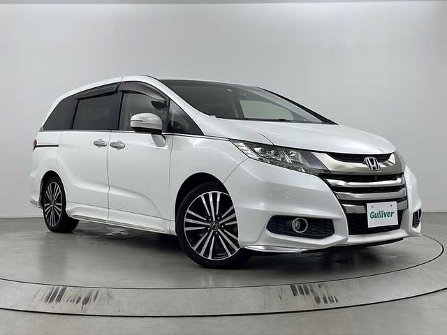 ホンダ オデッセイ アブソルート EX ADV 埼玉県 2016(平28)年 4.7万km ホワイトオーキッドパール 純正ナビ/全方位カメラ/前後ドライブレコーダー/ETC/ACC/PCS/LDA/アイドリングストップ/パドルシフト/先行車発進お知らせ/BSM/標識認識/後席モニター/純正フロアマット/純正ドアバイザー/ウィンカーミラー/フォグランプ/プッシュスタート/スマートキー/オットマン/パワーシート/ハーフレザーシート/純正アルミホイール/LEDヘッドライト