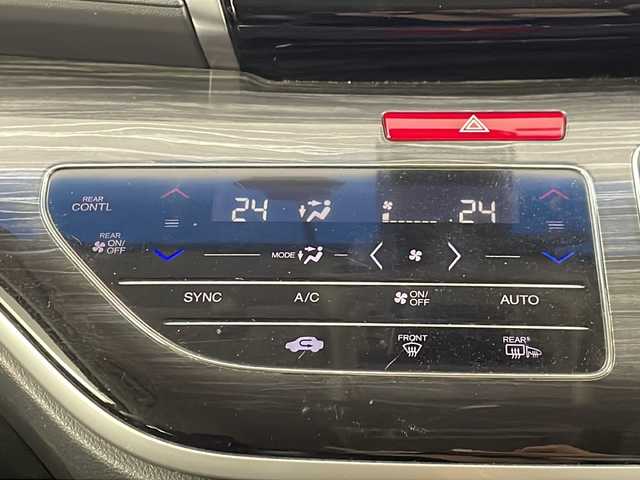 ホンダ オデッセイ アブソルート EX ADV 埼玉県 2016(平28)年 4.7万km ホワイトオーキッドパール 純正ナビ/全方位カメラ/前後ドライブレコーダー/ETC/ACC/PCS/LDA/アイドリングストップ/パドルシフト/先行車発進お知らせ/BSM/標識認識/後席モニター/純正フロアマット/純正ドアバイザー/ウィンカーミラー/フォグランプ/プッシュスタート/スマートキー/オットマン/パワーシート/ハーフレザーシート/純正アルミホイール/LEDヘッドライト