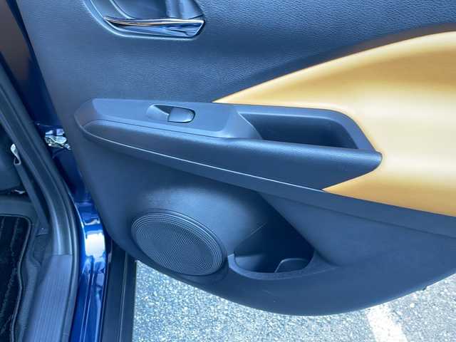 日産 キックス X FOUR ツートーンインテリアED 秋田県 2024(令6)年 3.5万km ダークブルー ワンオーナー/セーフティーアシスト/・プロパイロット/・エマージェンシーブレーキ/・インテリジェントルームミラー/・前方衝突予測警報/・ふらつき警報/・ハイビームアシスト/・車線逸脱防止支援システム/・インテリジェント アラウンドビューモニター/・踏み間違い衝突防止アシスト/純正メモリーナビ/　CD/DVD/SD/USB/　フルセグTV/Bluetooth/ビルトインETC/シートヒーター/２トーンレザーシート/冬タイヤAW付あり/LEDヘッドライト/純正フロアマット/ドアバイザー