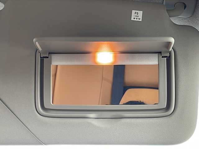 日産 キックス X FOUR ツートーンインテリアED 青森県 2024(令6)年 3.5万km ダークブルー ・4WD/・本革シート（2トーン）/・純正ナビ/・フルセグ/・CD/DVD/Bluetooth/・全方位カメラ/・ドライブレコーダー/・衝突被害軽減ブレーキ/・レーンキープアシスト/・レーダークルーズコントロール/・オートマチックハイビーム/・LEDヘッドライト/・LEDフォグランプ/・シートヒーター/・ビルトインETC/・ハンドルヒーター/・スマートキー/・純正フロアマット/・スタッドレスAW積込あり/・保証書・取説あり