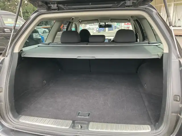 スバル レガシィ ツーリングワゴン 2．0GT 千葉県 2006(平18)年 9.3万km ダイヤモンドグレーメタリック 社外ナビ/（フルセグ/BT/DVD/SD）/バックカメラ/ETC/前後ドライブレコーダー/STI　Genomeマフラー/HIDヘッドライト/ルーフレール/パドルシフト/モモステ/キーレスリモコン/トノカバー/純正フロアマット