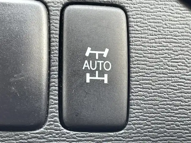 トヨタ アイシス プラタナ リミテッド 山梨県 2010(平22)年 9.9万km ブラックマイカ 4WD/純正ナビ(NHZA-W60G)/CD/DVD/FM/AM/TV/バックカメラ/後席モニター(V8T-R57)/両側パワースライドドア/純正アルミホイール付き夏タイヤ積載（195/65/R15）/社外15インチアルミホイール/コーナーセンサー/スペアキー/スマートキー/プッシュスタート/ステアリングスイッチ/ドアバイザー/ウィンカーミラー/ISOFIX