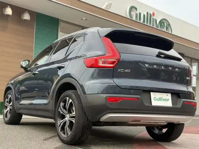 ボルボ ＸＣ４０ B4 AWD インスクリプション 香川県 2021(令3)年 2.4万km 青 ワンオーナー/メーカーナビ/全方位カメラ/サンルーフ/純正19インチアルミ/LEDヘッドライト/黒革シート/パワーシート/全席シートヒーター/ハンドルヒーター/レーダークルーズコントロール/レーンキープ/前後ドライブレコーダー/ハンズフリーパワーバックドア/ETC