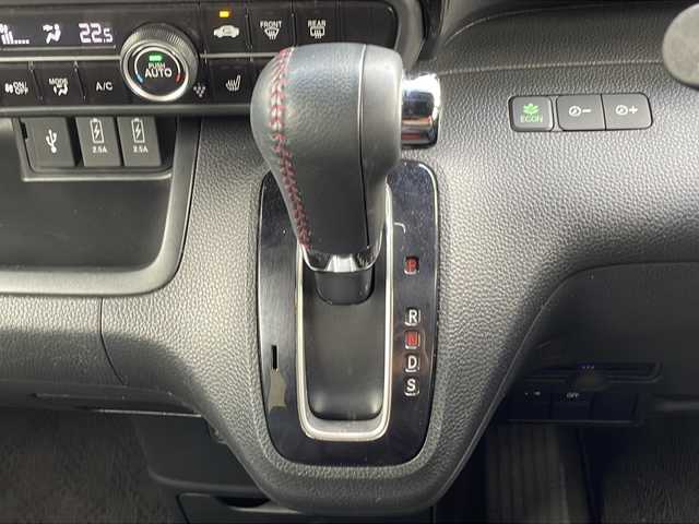 ホンダ Ｎ ＢＯＸ カスタム L ターボ 静岡県 2021(令3)年 3万km プレミアムクリスタルレッドM /純正ナビ/地デジTV//純正CD/DVD/Bluetooth//バックカメラ//両側パワースライドドア//黒革シート//シートヒーター//コーナーセンサー//ホンダセンシング//レーダークルーズコントロール//純正15インチAW//LEDヘッドライト//スマートキー//2.0ETC