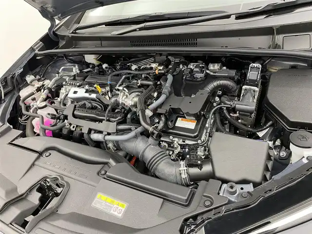 トヨタ プリウス Z 宮城県 2023(令5)年 2.3万km グレーＭ パノラマルーフ　/デジタルインナーミラー　/純正１２型コネクティッドナビ　/パノラミックビューモニター　/アダプティブクルーズコントロール/プリクラッシュセーフティ/レーントレーシングアシスト/オートマチックハイビーム/LEDヘッドランプ/アドバンスドパーク　/クリアランスソナー/ＢＳＭ　/ＲＣＴＡ　/ワイヤレス充電　/リアフォグランプ　/パワーバックドア　/ＥＴＣ２．０/シートヒーター/ベンチレーション/禁煙車/スペアタイヤ
