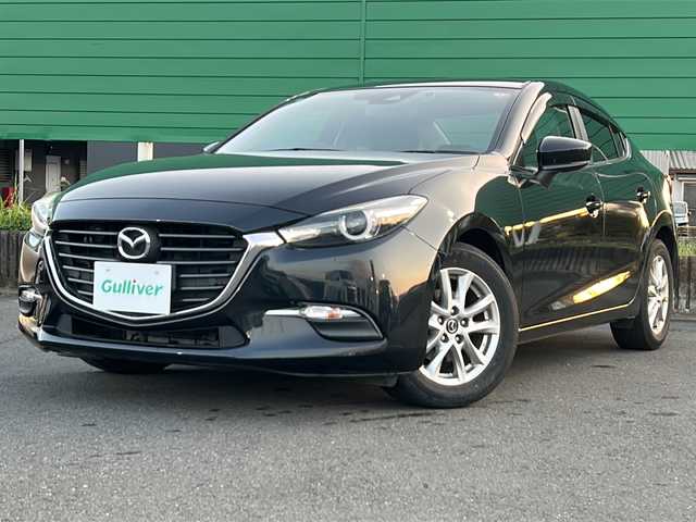 マツダ アクセラ 15S 茨城県 2018(平30)年 5.5万km ジェットブラックマイカ スマートシティーブレーキサポート/純正7V型SDナビ/-フルセグTV Bluetooth CD DVD USB AUX/バックモニター/クルーズコントロール/横滑り防止装置/パーキングセンサー/レーンキープアシストシステム/前後コーナーセンサー/LEDオートヘッドライト/純正16インチアルミホイール/MTモード付AT/ステアリングスイッチ/純正ドライブレコーダー/スマートキー/ETC/オートワイパー/ダブル＋サイドSRSエアバッグ/取扱説明書