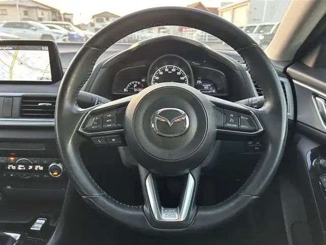 マツダ アクセラ 15S 茨城県 2018(平30)年 5.5万km ジェットブラックマイカ スマートシティーブレーキサポート/純正7V型SDナビ/-フルセグTV Bluetooth CD DVD USB AUX/バックモニター/クルーズコントロール/横滑り防止装置/パーキングセンサー/レーンキープアシストシステム/前後コーナーセンサー/LEDオートヘッドライト/純正16インチアルミホイール/MTモード付AT/ステアリングスイッチ/純正ドライブレコーダー/スマートキー/ETC/オートワイパー/ダブル＋サイドSRSエアバッグ/取扱説明書