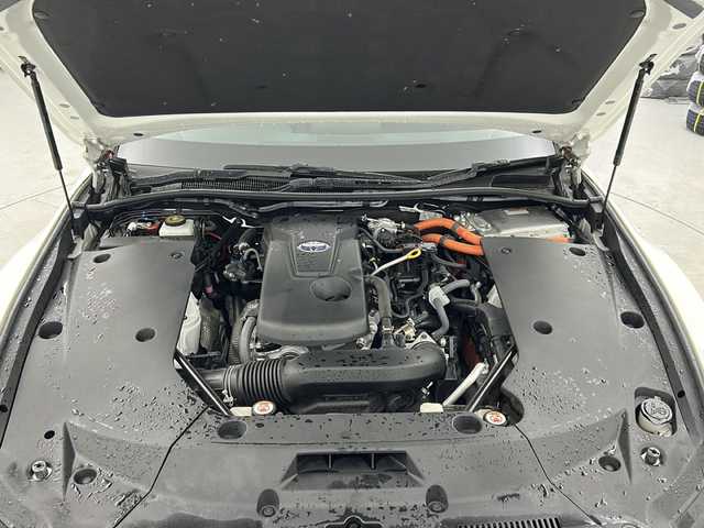 トヨタ クラウン ハイブリッド RS リミテッド 宮城県 2020(令2)年 7.8万km ホワイトパールクリスタルシャイン 禁煙車/トヨタセーフティセンス/・プリクラッシュセーフティ/・レーントレーシングアシスト/・レーダークルーズコントロール/・オートハイビームアシスト/・ブラインドスポットモニター/・リアクロストラフィックアラート/・クリアランスソナー/黒本革シート/・前席パワーシート/・前席シートヒーター/エアシート/純正ナビ/・CD.DVD.BT.USB/フルセグTV/バックカメラ/ビルトインETC2.0/社外ドライブレコーダー/LEDヘッドライト/LEDフォグランプ/ステアリングヒーター/ステアリングスイッチ/プッシュスタート/スマートキー/電動パーキングブレーキ/オートホールド機能/純正18インチアルミホイール/純正フロアマット