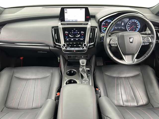 トヨタ クラウン ハイブリッド RS リミテッド 宮城県 2020(令2)年 7.8万km ホワイトパールクリスタルシャイン 禁煙車/トヨタセーフティセンス/・プリクラッシュセーフティ/・レーントレーシングアシスト/・レーダークルーズコントロール/・オートハイビームアシスト/・ブラインドスポットモニター/・リアクロストラフィックアラート/・クリアランスソナー/黒本革シート/・前席パワーシート/・前席シートヒーター/エアシート/純正ナビ/・CD.DVD.BT.USB/フルセグTV/バックカメラ/ビルトインETC2.0/社外ドライブレコーダー/LEDヘッドライト/LEDフォグランプ/ステアリングヒーター/ステアリングスイッチ/プッシュスタート/スマートキー/電動パーキングブレーキ/オートホールド機能/純正18インチアルミホイール/純正フロアマット