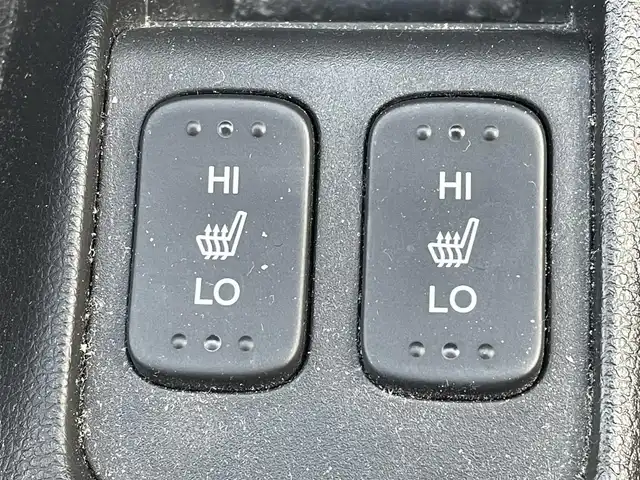 ホンダ フィット 15XL ホンダセンシング 福岡県 2019(令1)年 4.7万km ルナシルバーM 純正7型SDナビ(フルセグTV/CD/DVD/BT)/バックカメラ/ホンダセンシング/レーダークルコン/前後ドラレコ/ETC/シートヒーター/純正LEDヘッドライト/純正フロアマット/プッシュスタート/スマートキー