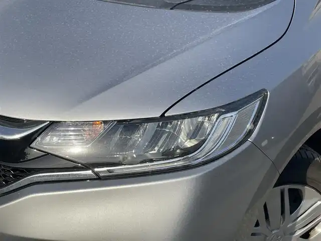 ホンダ フィット 15XL ホンダセンシング 福岡県 2019(令1)年 4.7万km ルナシルバーM 純正7型SDナビ(フルセグTV/CD/DVD/BT)/バックカメラ/ホンダセンシング/レーダークルコン/前後ドラレコ/ETC/シートヒーター/純正LEDヘッドライト/純正フロアマット/プッシュスタート/スマートキー