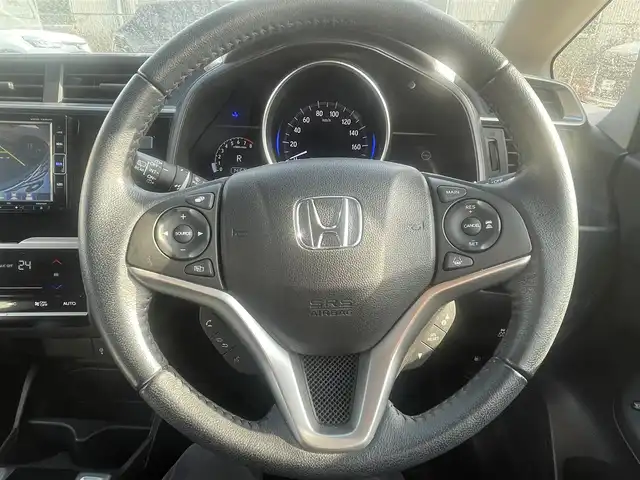 ホンダ フィット 15XL ホンダセンシング 福岡県 2019(令1)年 4.7万km ルナシルバーM 純正7型SDナビ(フルセグTV/CD/DVD/BT)/バックカメラ/ホンダセンシング/レーダークルコン/前後ドラレコ/ETC/シートヒーター/純正LEDヘッドライト/純正フロアマット/プッシュスタート/スマートキー