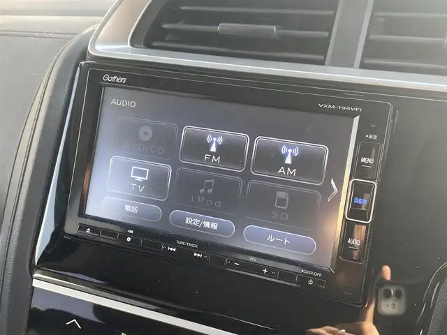 ホンダ フィット 15XL ホンダセンシング 福岡県 2019(令1)年 4.7万km ルナシルバーM 純正7型SDナビ(フルセグTV/CD/DVD/BT)/バックカメラ/ホンダセンシング/レーダークルコン/前後ドラレコ/ETC/シートヒーター/純正LEDヘッドライト/純正フロアマット/プッシュスタート/スマートキー