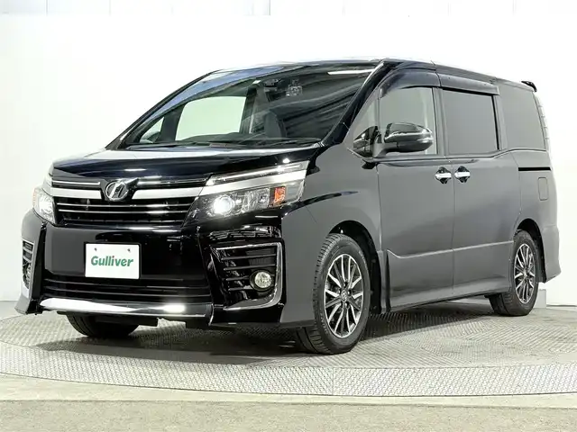 トヨタ ヴォクシー ZS 煌Ⅱ 大阪府 2016(平28)年 5.5万km ブラック 純正ナビＴＶ　フリップダウンモニター　バックカメラ　ＥＴＣ　ドラレコ　衝突軽減　両側パワスラ　レーンアシスト　アイドリングストップ　オートハイビーム　ＬＥＤヘッドライト　フォグランプ　スマートキー