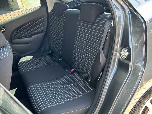 マツダ デミオ 13C－V HIDエディション 静岡県 2011(平23)年 6.9万km メトロポリタングレーマイカ 社外ナビゲーション/バックカメラ　/ＣＤ／ＤＶＤ　/Ｂｌｕｅｔｏｏｔｈ　/ＥＴＣ　/フルセグＴＶ　/オートライト　/プッシュスタート　/キセノンヘッドライト　/フォグランプ　/純正フロアマット　/社外アルミホイール/Wエアバック