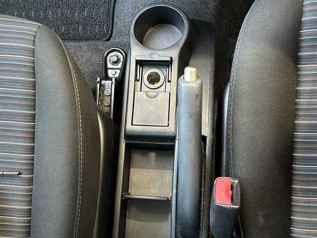 マツダ デミオ 13C－V HIDエディション 静岡県 2011(平23)年 6.9万km メトロポリタングレーマイカ 社外ナビゲーション/バックカメラ　/ＣＤ／ＤＶＤ　/Ｂｌｕｅｔｏｏｔｈ　/ＥＴＣ　/フルセグＴＶ　/オートライト　/プッシュスタート　/キセノンヘッドライト　/フォグランプ　/純正フロアマット　/社外アルミホイール/Wエアバック