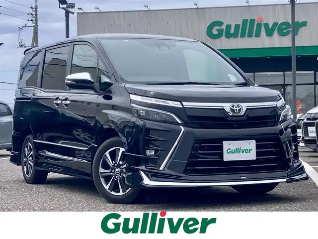 トヨタ ヴォクシー ZS 煌Ⅲ 島根県 2021(令3)年 6万km ブラック ワンオーナー /ディーラーOP SDナビ(CD/DVD/BT/フルセグ/HDMI)/モデリスタエアロ/バックカメラ/両側パワースライドドア /純正フリップダウンモニター/トヨタセーフティーセンス/ ・プリクラッシュセーフティー/ ・レーントレーシングアシスト/ ・オートハイビーム/オートライト/クルーズコントロール/アイドリングストップ/電動格納ミラー/ミラーウィンカー /取扱説明書/保証書/スペアキー×1