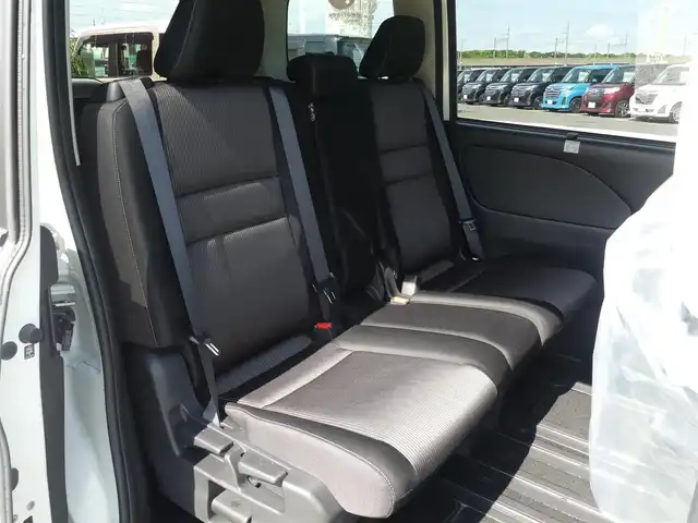 日産 セレナ ハイウェイスター V 千葉県 2020(令2)年 4.4万km ブリリアントホワイトパール エマージェンシーブレーキ/プロパイロット/インテリジェントクルーズコントロール/インテリジェントルームミラー/アイドリングストップ/ハンズフリー両側パワースライドドア/純正SDナビ/地デジTV/【BD/DVD/CD再生機能　Bluetooth接続】/アラウンドビューモニター/革巻きステアリング/ステアリングスイッチ/ステアリングヒーター/ETC/LEDヘッドライト/フォグライト/ウインカーミラー/コーナーセンサー/純正16インチアルミホイル/インテリジェントキー