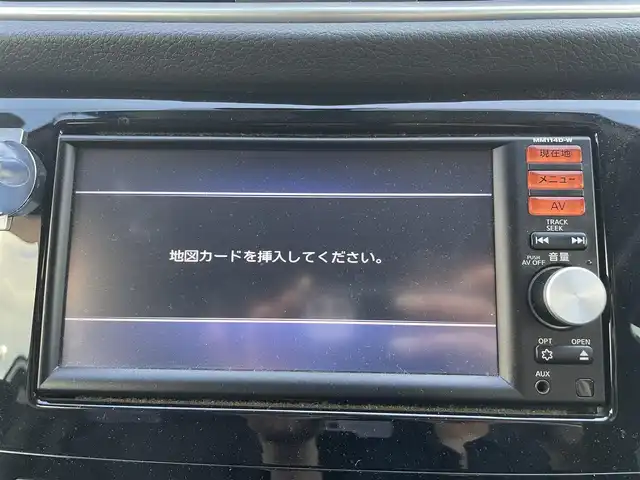 日産 エクストレイル 20X 岩手県 2015(平27)年 8.4万km ブリリアントホワイトパール (株)IDOMが運営する【じしゃロン盛岡店】の自社ローン専用車両になりますこちらは現金またはオートローンご利用時の価格です。自社ローンご希望の方は別途その旨お申付け下さい/純正メモリナビ/AM/FM/CD/SD/AUX/バックカメラ/前後コーナーセンサー/前席シートヒーター/アイドリングS/社外ドラレコ/プッシュスタート/スマートキー/パートタイム4WD/純正フロアマット/ドアバイザー/純正１７インチAW