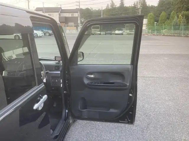 ダイハツ タント カスタム X トップED SAⅡ 埼玉県 2016(平28)年 12.3万km ブラックマイカメタリック (株)IDOMが運営する【じしゃロン鳩ヶ谷店】の自社ローン専用車両になりますこちらは現金またはオートローンご利用時の価格です。自社ローンご希望の方は別途その旨お申付け下さい/登録時122182km/左側パワースライドドア/純正SDナビ（NSZN-W66D）/  AM/FM/CD/DVD/MSV(SD)/BT/フルセグTV/バックカメラ/ETC/スマートアシスト2/　衝突回避支援ブレーキ機能/　車線逸脱警報機能/　誤発信抑制機能/　先行車発進お知らせ機能/プッシュスタート/スマートキーx1/LEDヘッドライト/　オートライト/フォグランプ/純正14インチAW/後席ロールサンシェード/電動格納機能付きウインカーミラー/ドアバイザー/フロアマット