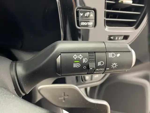 レクサス ＮＸ 350h バージョンL 鹿児島県 2023(令5)年 3.6万km ソニッククォーツ サンルーフ/純正ナビ付ディスプレイオーディオ/（Bluetooth/フルセグTV）/パノラミックビューモニター/レザーシート/パワーシート/シートヒーター/メモリシート(D)/電動リアゲート/電動サイドブレーキ/オートホールド/ビルトインETC2.0/BSM/ビルドインETC/WCO/SPORT/EVモード/革巻きステアリング/ステアリングスイッチ/パドルシフト/Autoライト/前後ドライブレコーダー/三眼LEDヘッドライト/デジタルインナーミラー/フォグ/クリアランスソナー/シーケンシャルウィンカー/ヘッドアップディスプレイ/電動格納ミラー/ウィンカーミラー/スマートキー/スペアキー(2本)/プッシュスタートボタン/純正フロアマット/純正アルミホイール