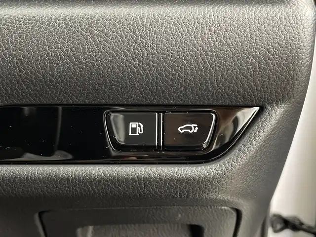 レクサス ＮＸ 350h バージョンL 鹿児島県 2023(令5)年 3.6万km ソニッククォーツ サンルーフ/純正ナビ付ディスプレイオーディオ/（Bluetooth/フルセグTV）/パノラミックビューモニター/レザーシート/パワーシート/シートヒーター/メモリシート(D)/電動リアゲート/電動サイドブレーキ/オートホールド/ビルトインETC2.0/BSM/ビルドインETC/WCO/SPORT/EVモード/革巻きステアリング/ステアリングスイッチ/パドルシフト/Autoライト/前後ドライブレコーダー/三眼LEDヘッドライト/デジタルインナーミラー/フォグ/クリアランスソナー/シーケンシャルウィンカー/ヘッドアップディスプレイ/電動格納ミラー/ウィンカーミラー/スマートキー/スペアキー(2本)/プッシュスタートボタン/純正フロアマット/純正アルミホイール