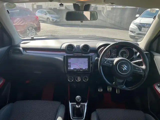 スズキ スイフト スポーツ セーフティPKG 茨城県 2018(平30)年 10.8万km チャンピオンイエロー ワンオーナー/ディーラーオプション8インチSDナビ（CD/DVD/BT/フルセグTV）/ビルトインETC/ステアリングスイッチ/プッシュスタート/レーダークルーズコントロール/車線逸脱/衝突軽減ブレーキ/純正ドアバイザー/純正フロアマット