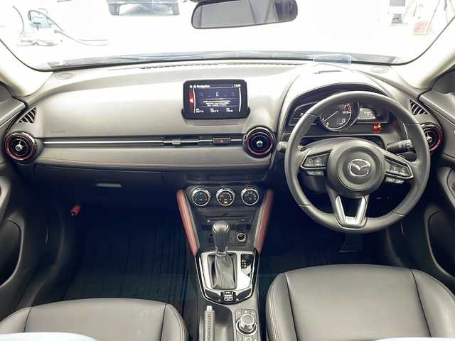 マツダ ＣＸ－３ 20S プロアクティブ 兵庫県 2017(平29)年 2.4万km セラミックM ・純正ナビ/CD/DVD/TV/Bluetooth/USB/・バックカメラ/・ビルトインETC/・i-ACTEVESENSE/・車間認知支援/・スマートブレーキサポート/・マツダレーダークルーズコントロール/・スマートシティブレーキサポート/・ブラインドスポットモニタリング/・レーンディパーチャーアラート/・交通標識認識システム/・パーキングセンサー/・アダプティブＬＥＤヘッドライト/・パドルシフト/・アドバンストキー/・ヘッドアップディスプレイ/・ハーフレザー/・ウインカー付きドアミラー