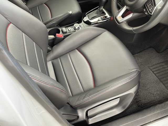 マツダ ＣＸ－３ 20S プロアクティブ 兵庫県 2017(平29)年 2.4万km セラミックM ・純正ナビ/CD/DVD/TV/Bluetooth/USB/・バックカメラ/・ビルトインETC/・i-ACTEVESENSE/・車間認知支援/・スマートブレーキサポート/・マツダレーダークルーズコントロール/・スマートシティブレーキサポート/・ブラインドスポットモニタリング/・レーンディパーチャーアラート/・交通標識認識システム/・パーキングセンサー/・アダプティブＬＥＤヘッドライト/・パドルシフト/・アドバンストキー/・ヘッドアップディスプレイ/・ハーフレザー/・ウインカー付きドアミラー