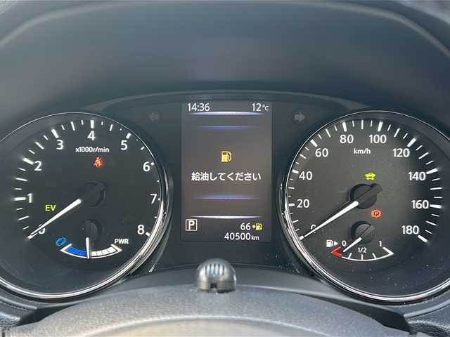 日産 エクストレイル ハイブリッド 20Xi 広島県 2019(令1)年 4.1万km ブリリアントホワイトパール 禁煙車/エマージェンシーブレーキ/車線逸脱警報/BSW/プロパイロット/純正８型ナビ（MM518D-L）/・フルセグ/CD/DVD/Blu-ray/Bluetooth/USB/MSV/アラウンドビューモニター/インテリジェントルームミラー/革巻きステアリング/ステアリングスイッチ/オートライト/カプロンシート/LEDヘッドライト/フォグランプ/ETC/ドライブレコーダー（DJ4-D）/純正ドアバイザー/純正フロアマット