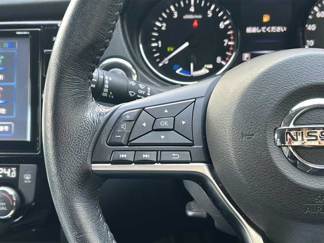 日産 エクストレイル ハイブリッド 20Xi 広島県 2019(令1)年 4.1万km ブリリアントホワイトパール 禁煙車/エマージェンシーブレーキ/車線逸脱警報/BSW/プロパイロット/純正８型ナビ（MM518D-L）/・フルセグ/CD/DVD/Blu-ray/Bluetooth/USB/MSV/アラウンドビューモニター/インテリジェントルームミラー/革巻きステアリング/ステアリングスイッチ/オートライト/カプロンシート/LEDヘッドライト/フォグランプ/ETC/ドライブレコーダー（DJ4-D）/純正ドアバイザー/純正フロアマット