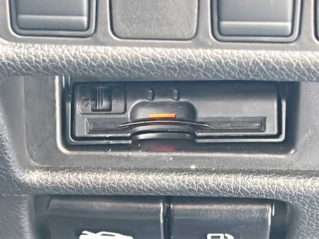 日産 エクストレイル ハイブリッド 20Xi 広島県 2019(令1)年 4.1万km ブリリアントホワイトパール 禁煙車/エマージェンシーブレーキ/車線逸脱警報/BSW/プロパイロット/純正８型ナビ（MM518D-L）/・フルセグ/CD/DVD/Blu-ray/Bluetooth/USB/MSV/アラウンドビューモニター/インテリジェントルームミラー/革巻きステアリング/ステアリングスイッチ/オートライト/カプロンシート/LEDヘッドライト/フォグランプ/ETC/ドライブレコーダー（DJ4-D）/純正ドアバイザー/純正フロアマット