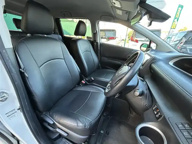 トヨタ シエンタ ハイブリッド G セーフティエディション 千葉県 2021(令3)年 5.2万km ホワイトパールクリスタルシャイン 純正SDナビ/(フルセグTV/CD/DVD/Bluetooth)/全方位カメラ/前後ドライブレコーダー/ワンオーナ/前席シートヒーター/ステアリングヒーター/両側パワースライドドア/前後コーナーセンサー/クルーズコントロール/ETC/ステアリングスイッチ/レーンキープアシスト/プリクラッシュセーフティー/横滑り防止装置/スマートキー/スペアキー/プッシュエンジンスタート