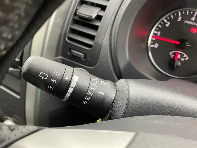 日産 エクストレイル 20Xt 大分県 2012(平24)年 6.9万km ブリリアントホワイトパール パートタイム４WD/純正ナビ/（フルセグ/Bluetooth/CD/DVD)/バックカメラ/ダウンヒルアシスト/カプロンシート/シートヒーター/ビルトインETC/オートライト/純正アルミホイール/電動格納ミラー