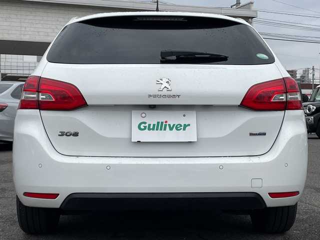 プジョー ３０８ SW アリュール ブルーHDi 広島県 2017(平29)年 3.1万km ビアンカホワイト スカイルーフ/純正ディスプレイオーディオ【AM/FM/CD】/バックカメラ/ETC/ドライブレコーダー/横滑り防止装置/クルーズコントロール/パドルシフト/前後コーナーセンサー/LEDヘッドライト/オートワイパー/オートライト/フォグランプ/純正フロアマット/プッシュスタート/スマートキー/スペアキー