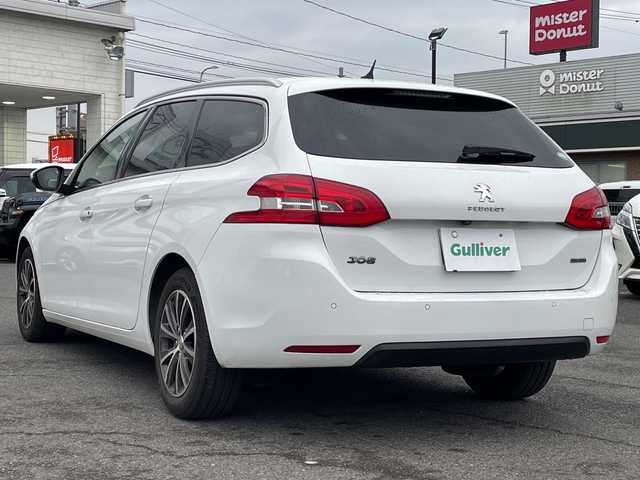 プジョー ３０８ SW アリュール ブルーHDi 広島県 2017(平29)年 3.1万km ビアンカホワイト スカイルーフ/純正ディスプレイオーディオ【AM/FM/CD】/バックカメラ/ETC/ドライブレコーダー/横滑り防止装置/クルーズコントロール/パドルシフト/前後コーナーセンサー/LEDヘッドライト/オートワイパー/オートライト/フォグランプ/純正フロアマット/プッシュスタート/スマートキー/スペアキー