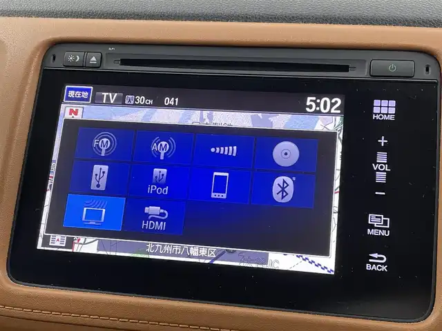 ホンダ ヴェゼル ハイブリッド Z 福岡県 2015(平27)年 8.5万km ティンテッドシルバーM メーカーオプションナビ　/バックカメラ　/ビルトインＥＴＣ　/クルーズコントロール　/シティブレーキアクティブシステム　/パドルシフト　/ハーフレザーシート　/シートヒーター　/純正１７インチＡＷ　/ＬＥＤヘッドライト