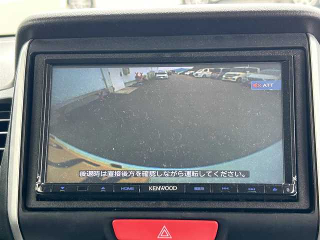 ホンダ Ｎ ＢＯＸ G L SSパッケージ 奈良県 2015(平27)年 4.4万km プレミアムホワイトパールⅡ 社外ＳＤナビ　/フルセグ　/ＤＶＤ　/Ｂｌｕｅｔｏｏｔｈ　/バックカメラ　/ＥＴＣ　/ドライブレコーダー　/両側パワースライドドア　/帆h氏ベンチシート　/社外フロアマット　/横滑り防止装置　/衝突被害軽減ブレーキ　/スペアキー１本