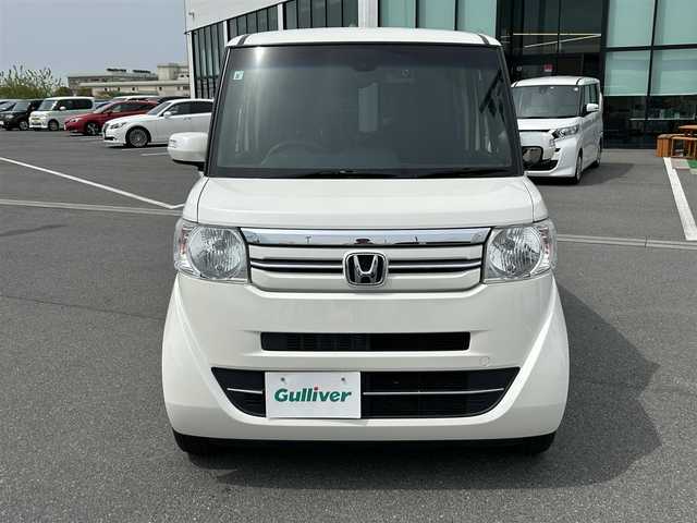 ホンダ Ｎ ＢＯＸ G L SSパッケージ 奈良県 2015(平27)年 4.4万km プレミアムホワイトパールⅡ 社外ＳＤナビ　/フルセグ　/ＤＶＤ　/Ｂｌｕｅｔｏｏｔｈ　/バックカメラ　/ＥＴＣ　/ドライブレコーダー　/両側パワースライドドア　/帆h氏ベンチシート　/社外フロアマット　/横滑り防止装置　/衝突被害軽減ブレーキ　/スペアキー１本