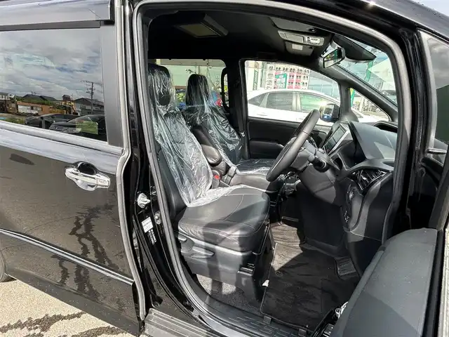 トヨタ ヴォクシー ZS 煌Ⅱ 宮城県 2019(令1)年 4.4万km ブラック セーフティセンス/・プリクラッシュセーフティ/・レーンディパーチャーアラート/・オートマチックハイビーム/・先行車発進告知/インテリジェントクリアランスソナー/純正フリップダウンモニター（V12T-R68C）/純正10インチナビ（NSZN-Z68T）ナビSD後日送付の為動作未確認/・CD/DVD/・Bluetooth/・フルセグTV/・SD音楽録音機能/バックカメラ/ドライブレコーダー/ビルトインETC/両側パワースライドドア/シートカバー/革巻きステアリング/クルーズコントロール/ステアリングスイッチ/MTモード付AT/LEDヘッドライト/フォグランプ/オートライト/スマートキー＆プッシュスタート/電動格納ミラー/純正16インチAW/フロアマット/ドアバイザー/Wエアバッグ